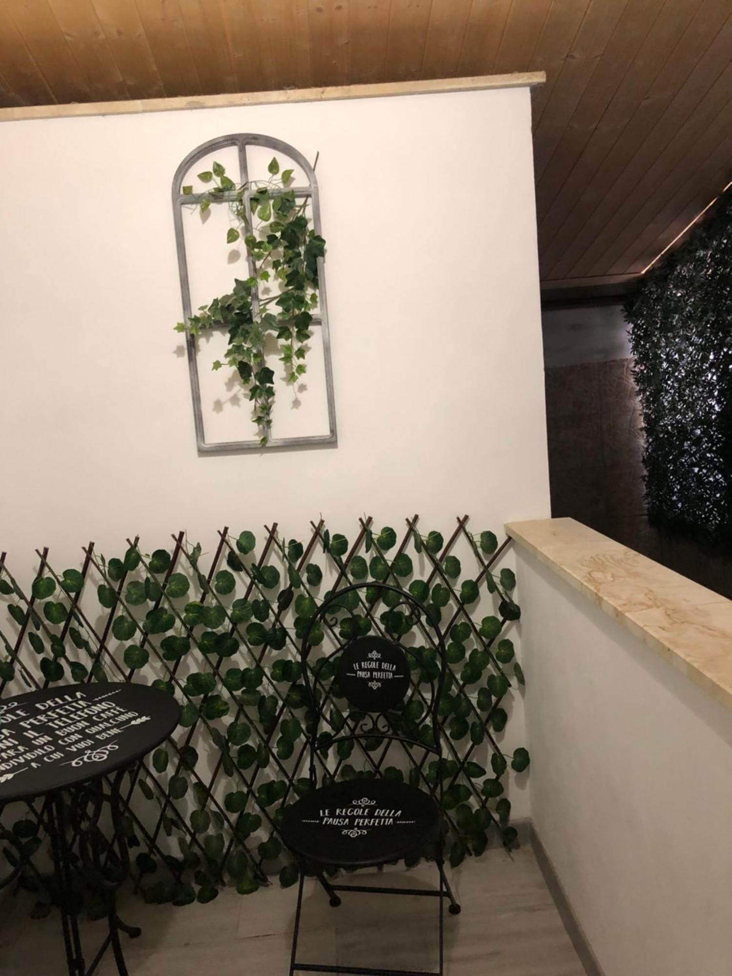 Hotel The Royals Roma Exterior foto