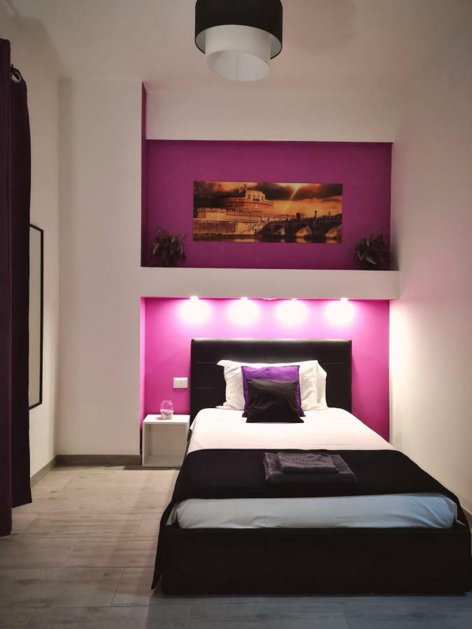 Hotel The Royals Roma Exterior foto